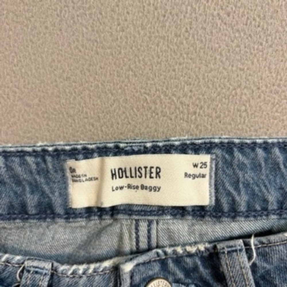 Hollister Low Rise Baggy Jeans W25 0R Medium Wash Butterfly Embroidered Wide Leg - Picture 9 of 12